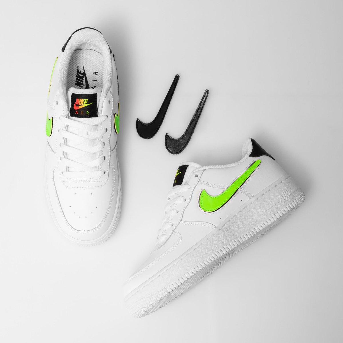 af1 changing swoosh