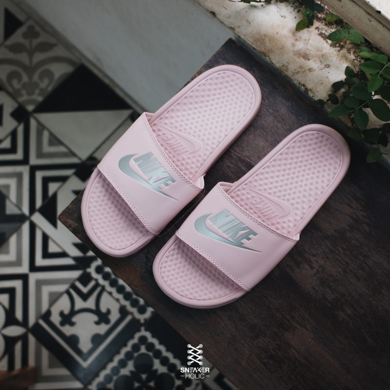 nike benassi rose