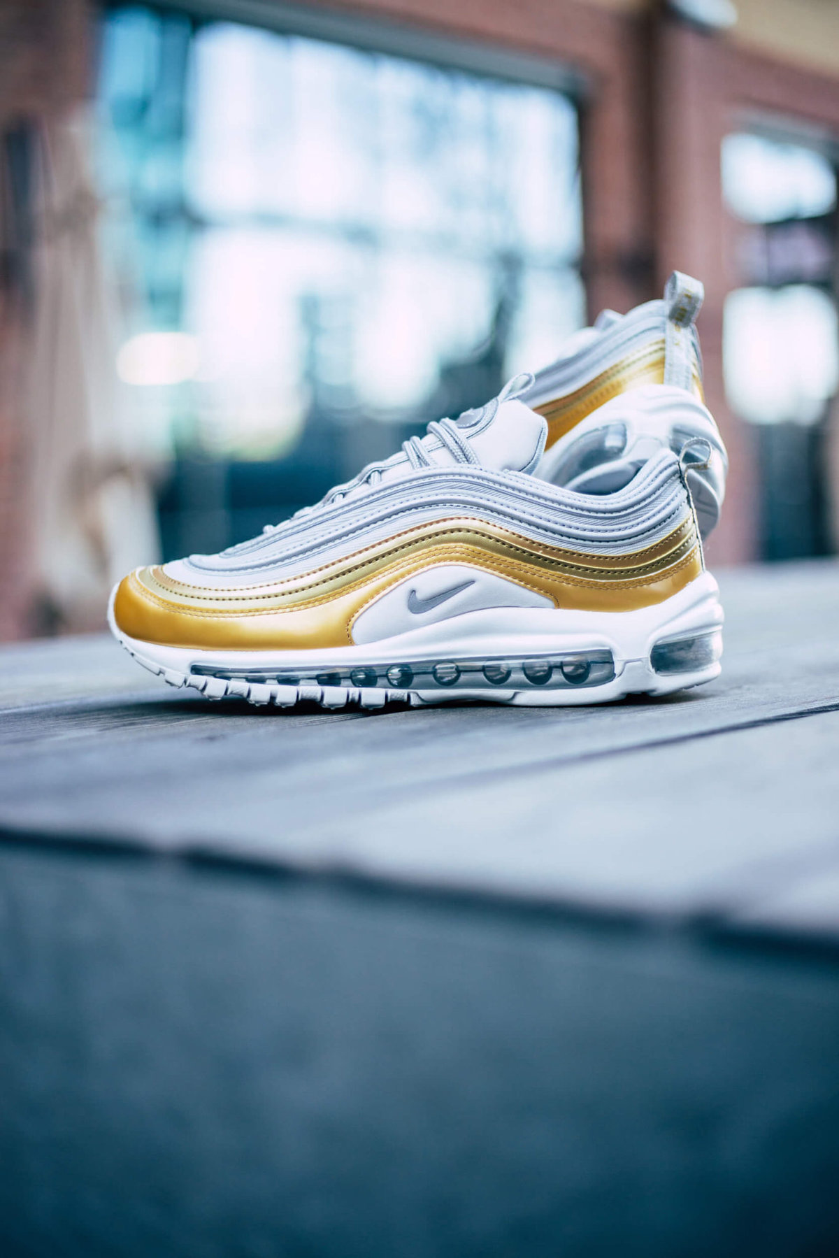 gold air max 97 finish line