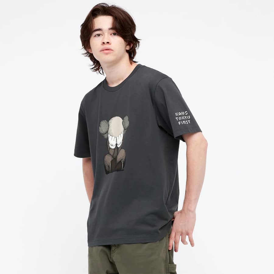 Áo thun T  Shirt nữ Uniqlo x Kaws Summer  HÀNG ORDER  Chuyên nhận đặt  hàng xách tay từ các nước về Việt Nam với giá rẻ  uy tín  nhanh chóng