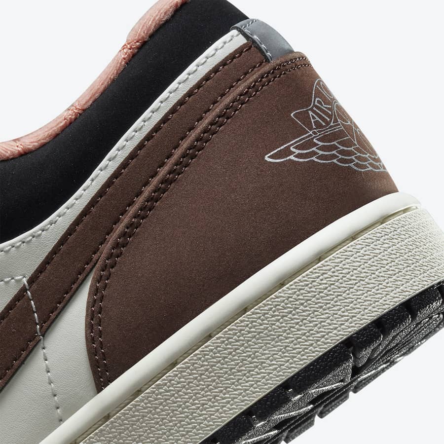 Air Jordan 1 Low - Mocha Brown