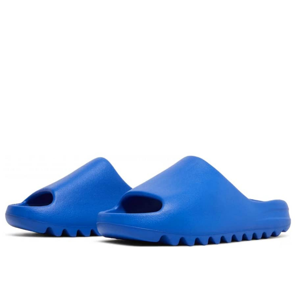 dep-yeezy-slide-azure-id4133-chinh-hang-sneakerholic