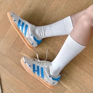 adidas-gazelle-indoor-light-blue-if4491-sneakerholic