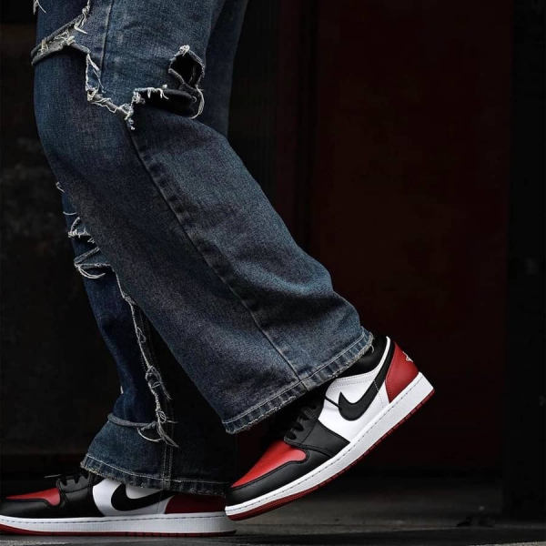 air-jordan-1-low-bred-toe-2-0-553558-161-sneakerholicvietnam