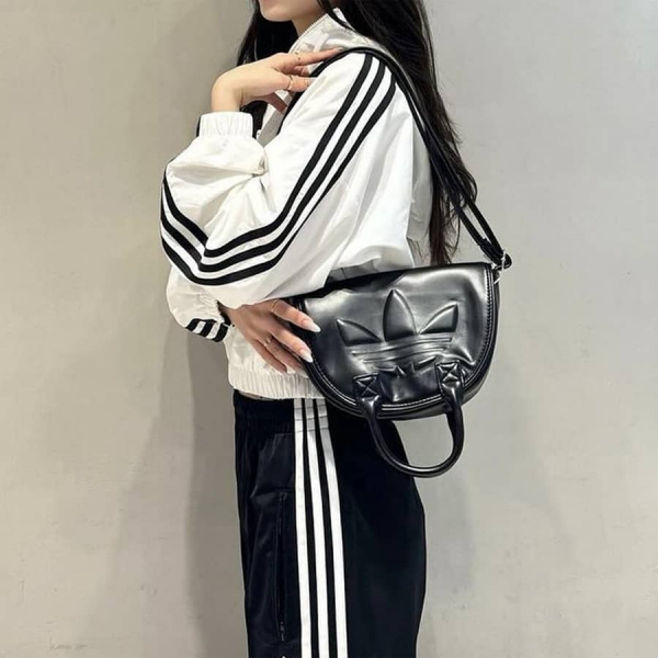 tui-adidas-satchel-polyurethane-it7378-sneakerholicvietnam