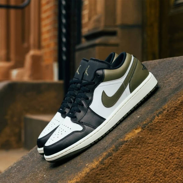 air-jordan-1-low-medium-olive-553558-092-sneakerholic