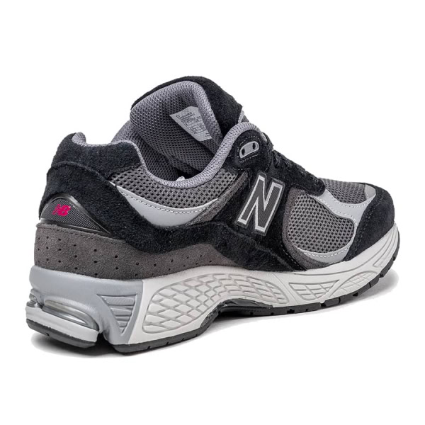 new-balance-2002r-black-grey-chinh-hang-u2002rc