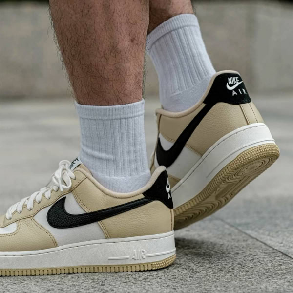 Nike Air Force 1 - Team Gold - Hình ảnh 3