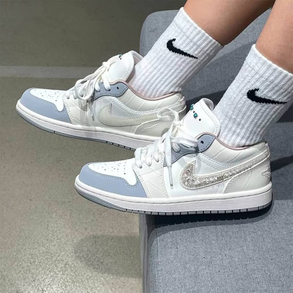 Air Jordan 1 Low - Sail Soft Pearl - Hình ảnh 7